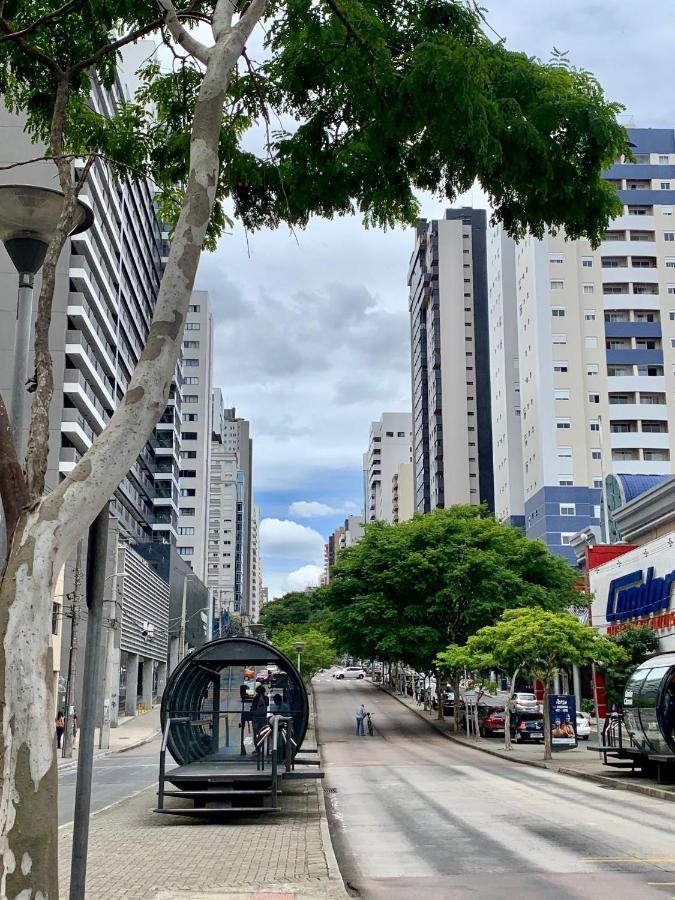 205- Apartamento 1 Quarto Suite, Encantador, Amplo E Decorado, Mobiliario Moderno, Cozinha Completa Com Utensilios , Excelente Vista Da Cidade E Localizacao Privelegiada No Bairro Bigorrilho , Κουριτίμπα Εξωτερικό φωτογραφία